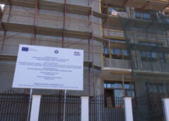 LUCRĂRILE DE REABILITARE LA CELE DOUĂ UNITĂȚI ȘCOLARE DIN RM SĂRAT AVANSEAZĂ